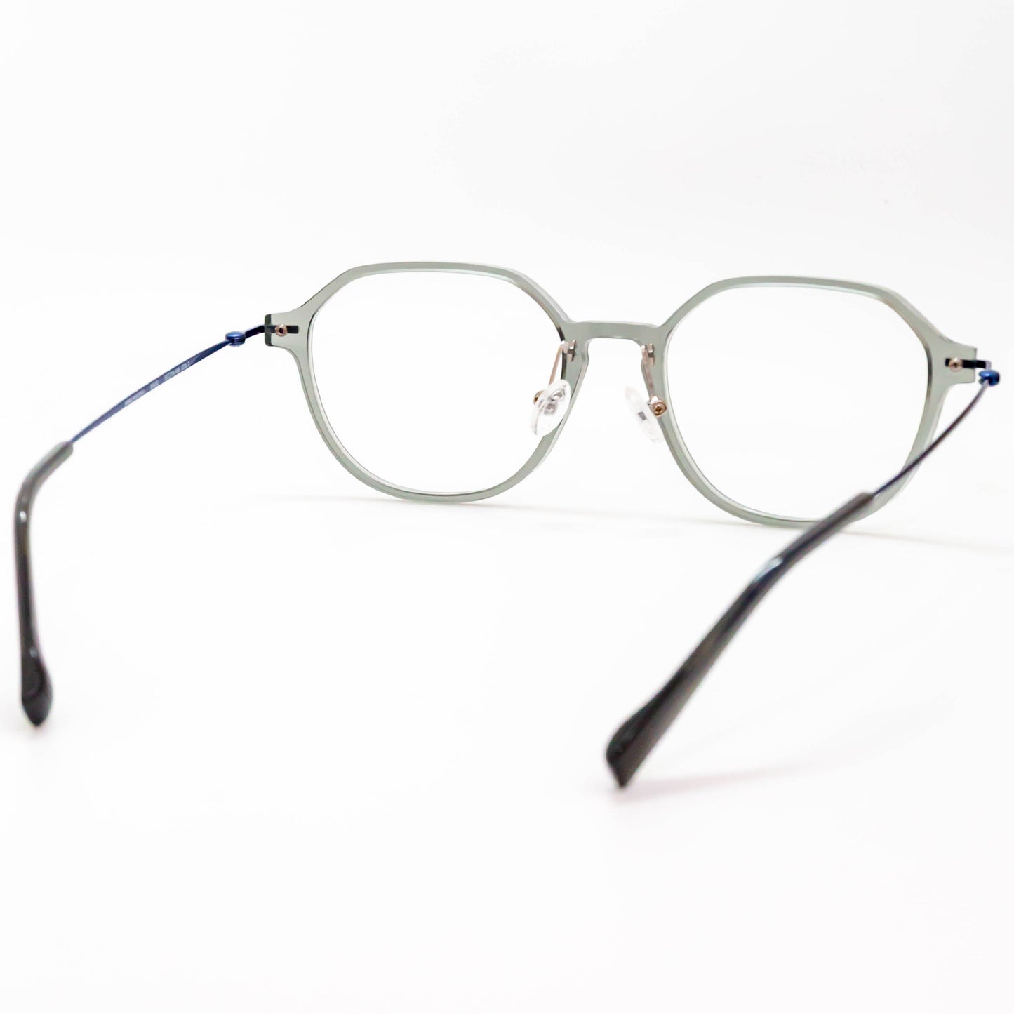 EYEs CLOUD - アイ・クラウド - EA02-2