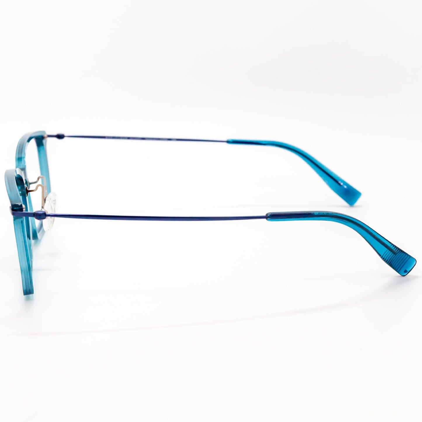 EYEs CLOUD - アイ・クラウド - EA07-2