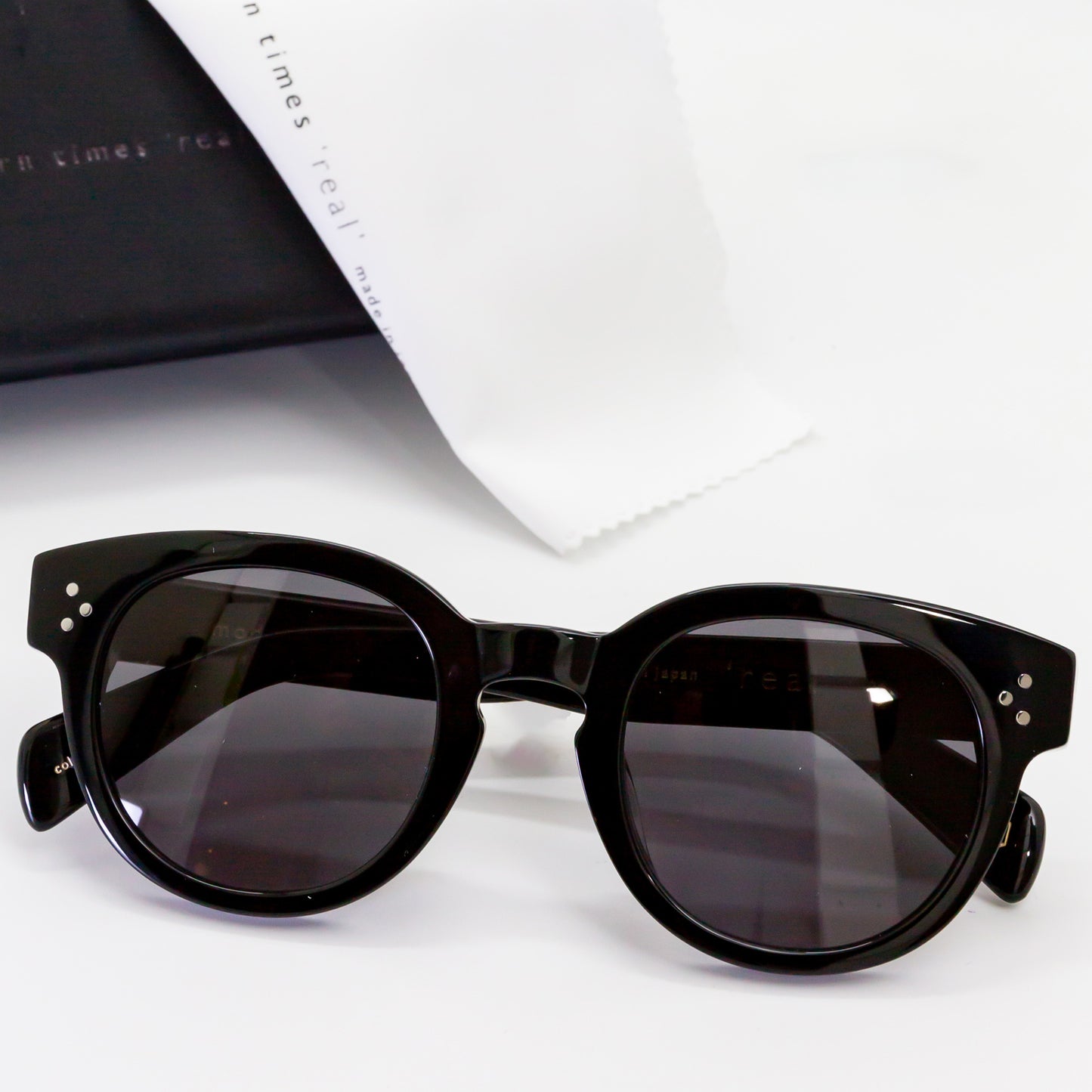 modern times ‘real’ - モダンタイムス リアル - real 04-BK